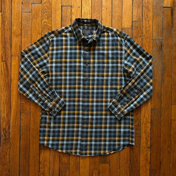 Pendleton Canterbury Men's Navy Blue Tan Checkered Plaid Button Shirt Size Med - Picture 1 of 5